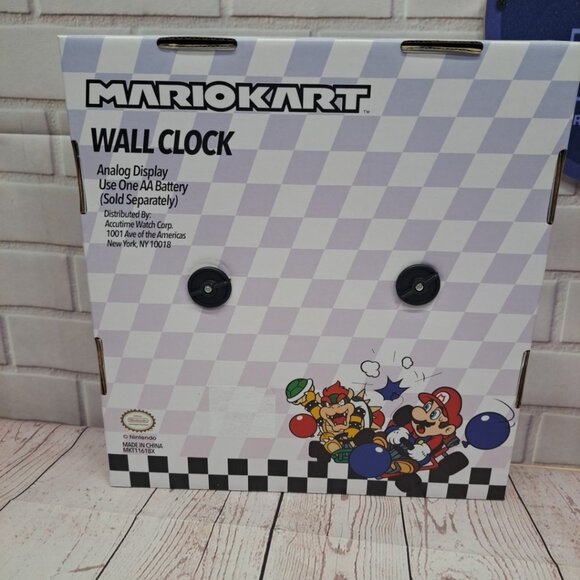 Mario Kart Wall Clock 10" Analog Display Banana Mushroom Turtle Coin Power Up - Picture 5 of 6